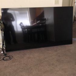 Samsung 66” Smart TV