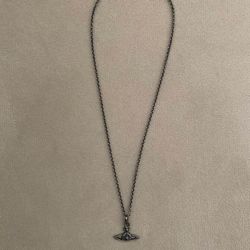 Vivienne Westwood neckless