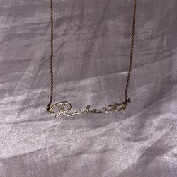 Gold “Roberto” Name Necklace