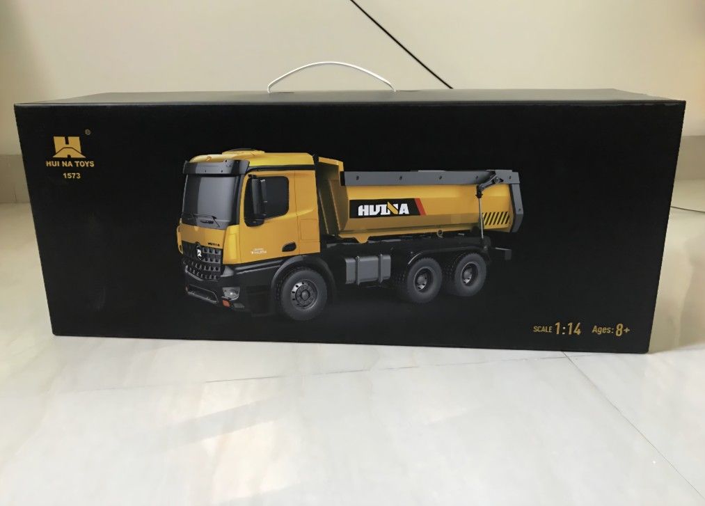 RC Dump Truck