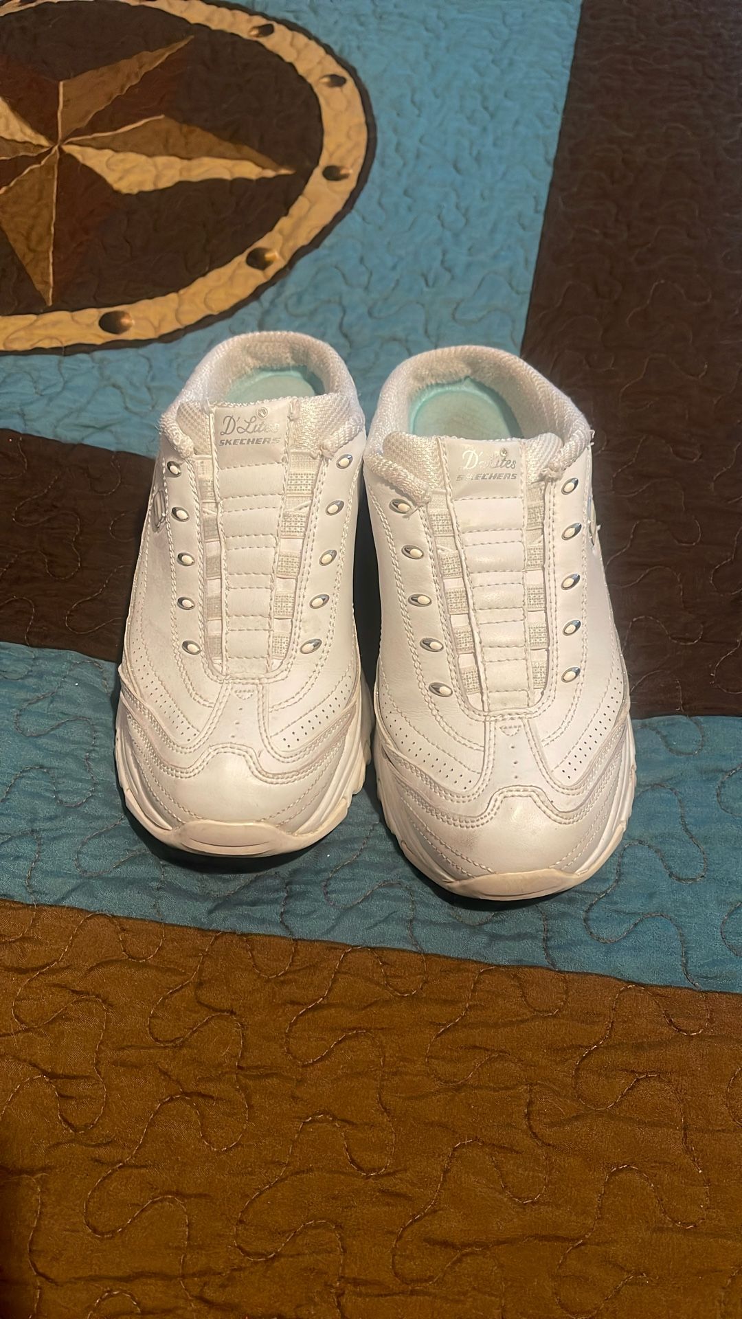 Memory Foam Skechers Size 8.5