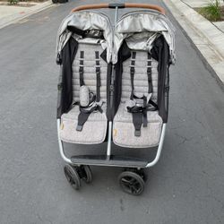 uppababy v3 release date UPPAbaby Vista V3 Stroller main image 1