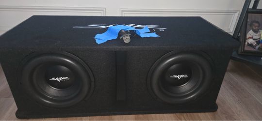 Skar 12 inch subwoofer encased with Alphasonik 4800 watt amp V2400.1D