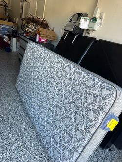 Twin size mattress