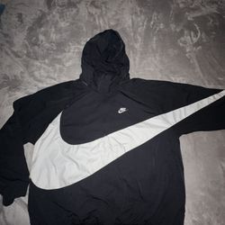 Nike Big Swoosh Windbreaker 