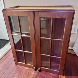 Wooden Glassdoor Cabinet 