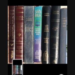 (18) Santa Biblias, See 2 Pics, $10 - $15 Each