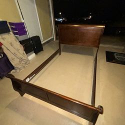 Full Size Sleigh Bed 
