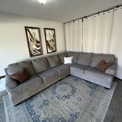 Gray L shape, Ashley F sectional couch  🛻 Delivery Available 🛻