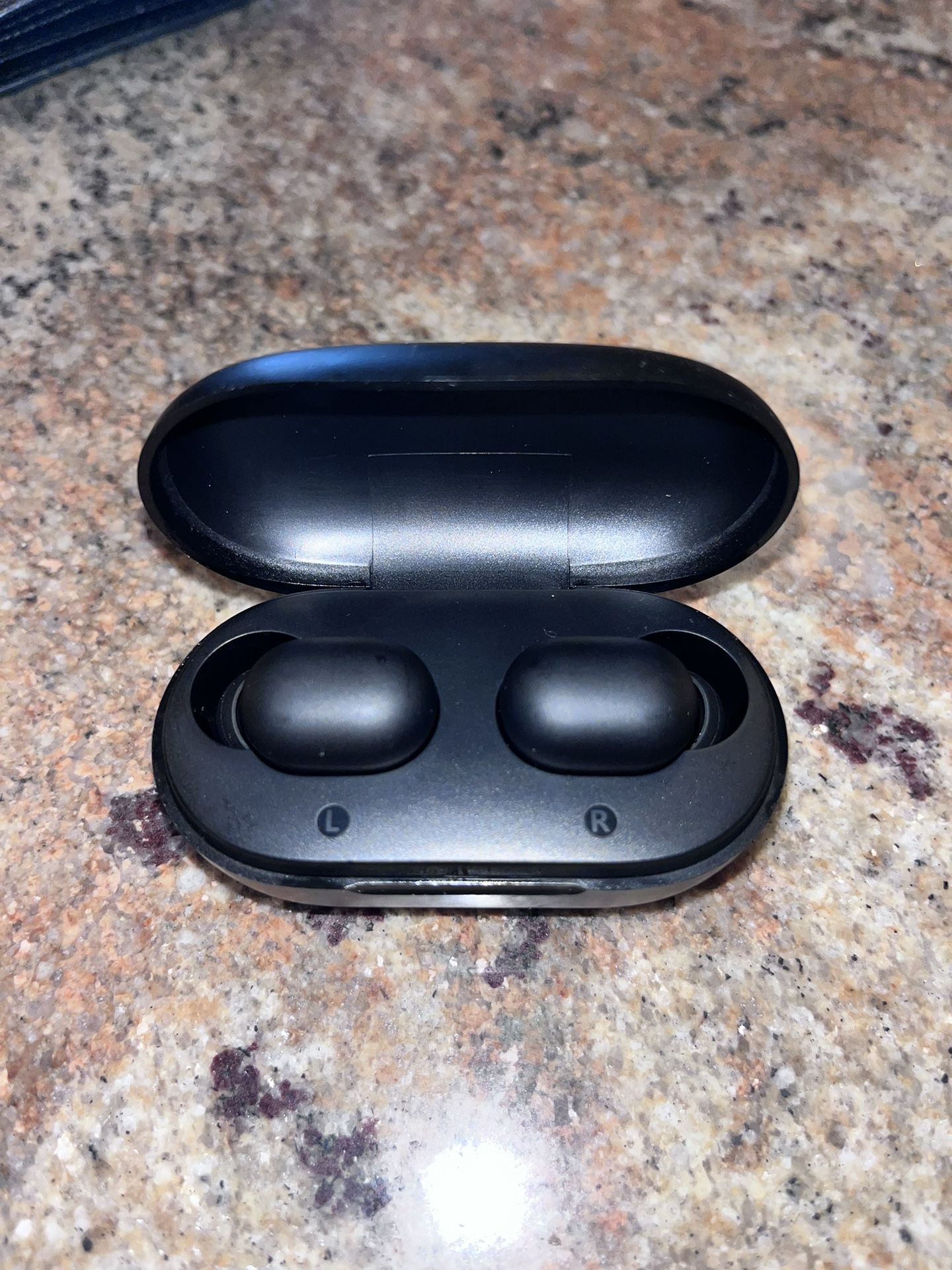Bluetooth Wireless Ear Buds