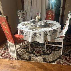 Round Table Dinning Set