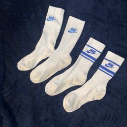 2 pair 4 socks Nike retro white and blue mid calf striped crew socks breathable Dri Fi