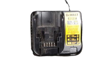 Dewalt Dcb107 Black Battery Charger