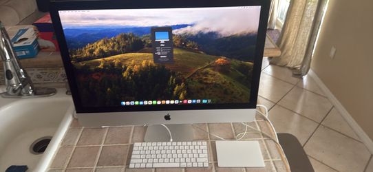 Apple iMac 27” Retina 5K (2019) - 6-Core i5, 500GB SSD