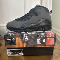 Air Jordan 10 - Shadow - Size 9.5 
