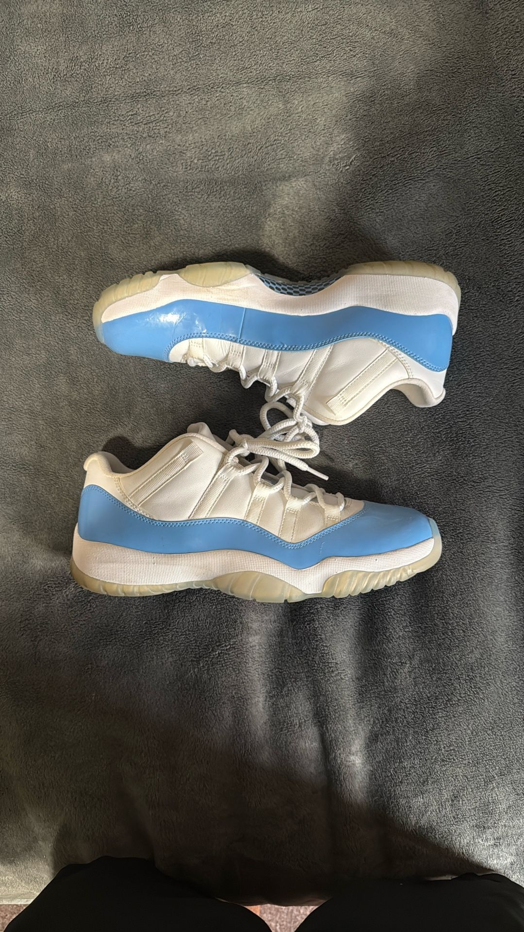 Jordan 11 UNC