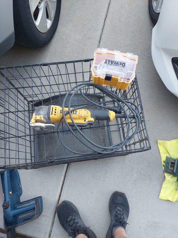 Corded Oscillating Saw