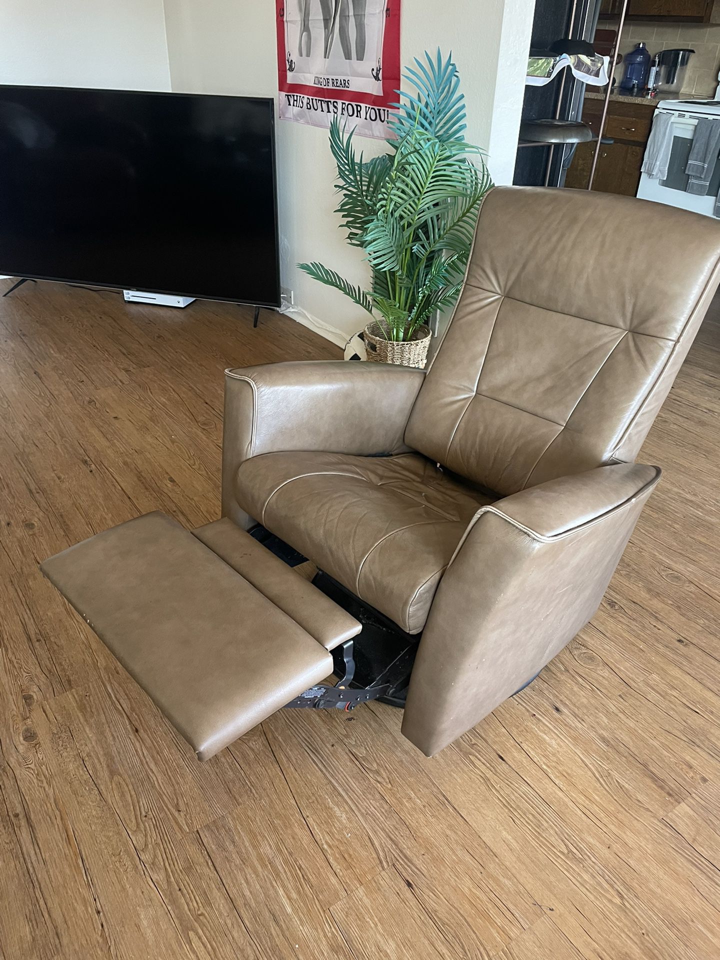 Brown Tan Leather Recliner Chair