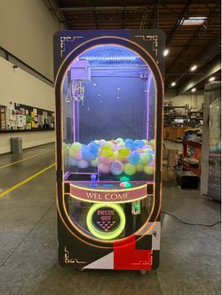 Game Claw Machine