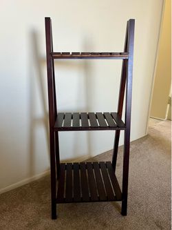 Tiered shelf