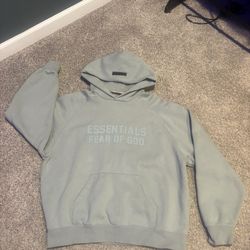 Essentials (Medium)