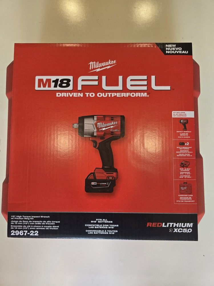 Milwaukee M18 Fuel 1/2 Impact Wrench With 2 Batteries And Charger 