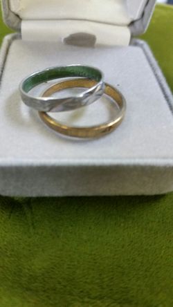 Gold plated size8... Rings