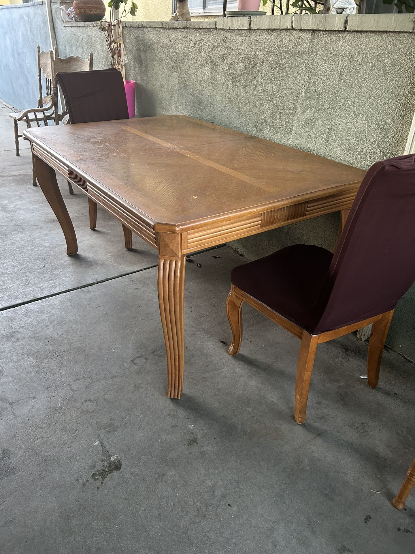 Dining table with 2 chairs