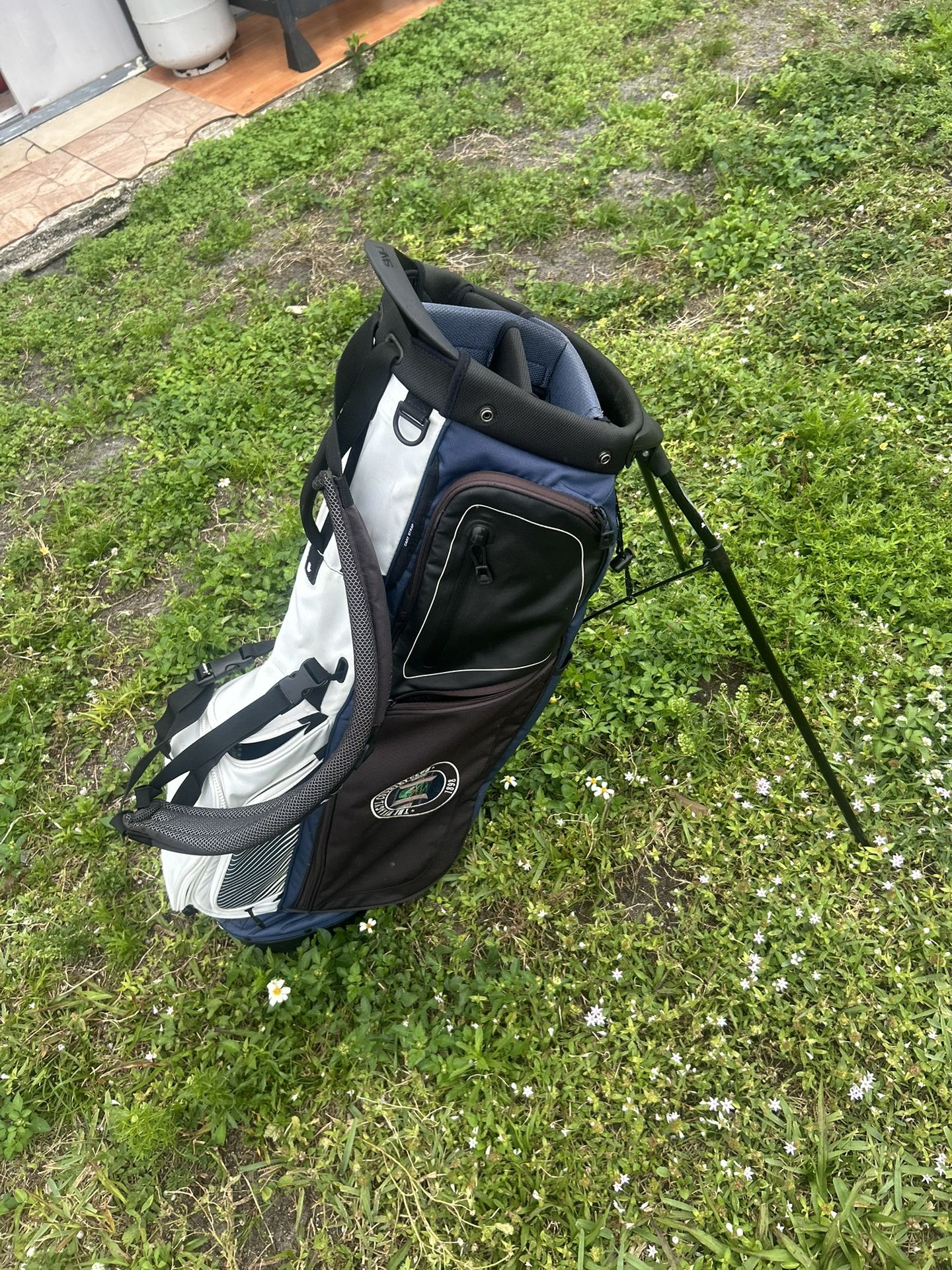 Wykagyl Country Club Golf Bag