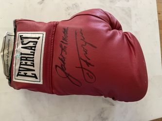 Joe Fraser autographed authentic boxing globe with certification. Jake La Motta. Joe Fraser autographed authentic boxing glove with certification.