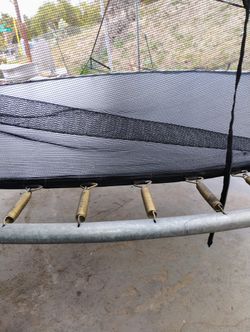 Trampoline 12ft In Good Condition Only Need Replacement For The Net 