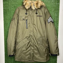 Grenade Green Snowboard Jacket Men’s Size Medium C14