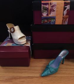 Just the right shoe miniature collectibles best sale