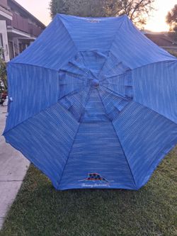 Tommy Bahama Beach Unbrella