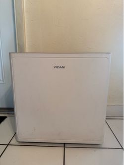 VISSANI Dehumidifier