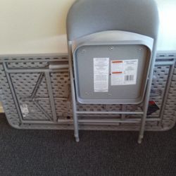 New Folding Table & Chair
