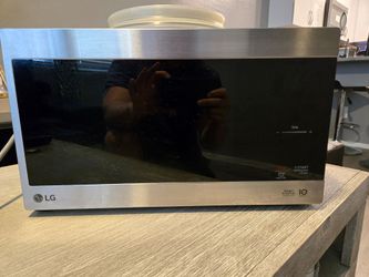 LG Smart Inverter Touch Screen fan