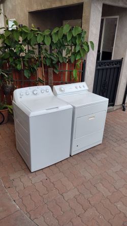 Washer and gas dryer