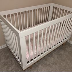 Baby Crib And Mattress 