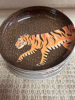 Tiger Print Decorative Plates Set
