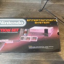 New In Box Nintendo Action set Complete 