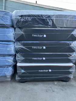 ☎️📲📞call or Tex (213)713-74-89      Nectar Mattress.             Nectar Premier Queen Size  - 13" Memory Foam Mattress     New Mattress in a plastic