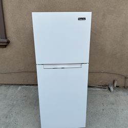 Magic chef Refrigerator 10cu ft 24x26x60🚨👍3 MONTHS WARRANTY