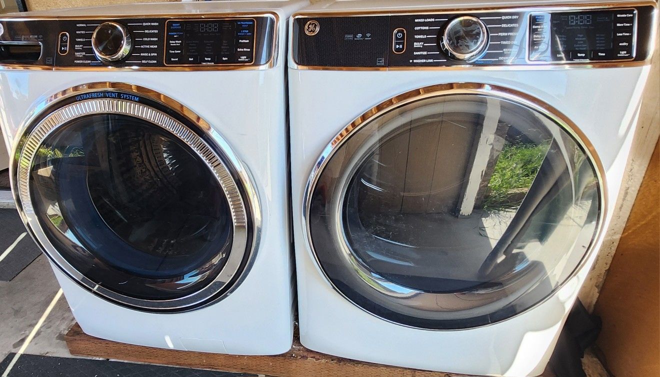 GE Smart Front Load Washer And Gas Dryer