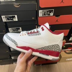 Jordan 3 “Cardinal”