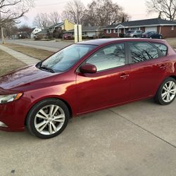 2012 Kia Forte Hatch Back 