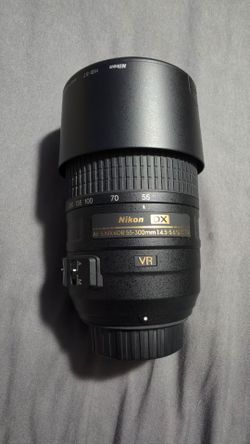 Nikon DX AF-S 55-300mm f/4.5-5.6G ED VR Telephoto Zoom Lens