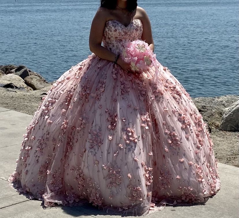 Rose Gold Flower Quinceañera  Dress XV sweet 16 Tiara And Bouquet Pink Quince Dress Crown 