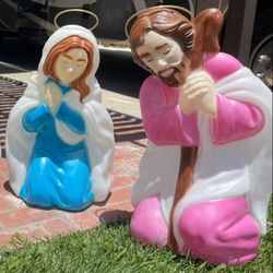 Empire Nativity Set, of 3 Lighted Blow Molds with Halos, Includes Virgen Mary, Joseph and Baby Jesus with Lights, Indoor and Outdoor, Great Condition!