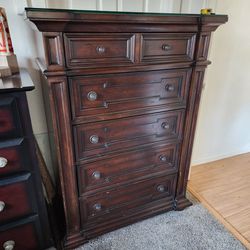 Tall Solid Wood Chest Drawer